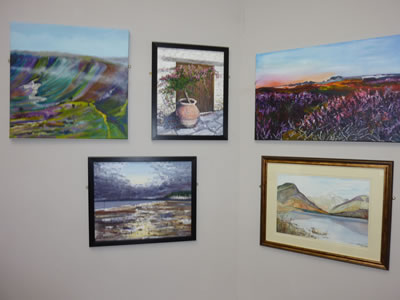 gallery/Activities/Exhibitions/Annual%20exhibitions%20at%20the%20Smith%20House%20Gallery%20Brighouse/2015/P1010459.jpg